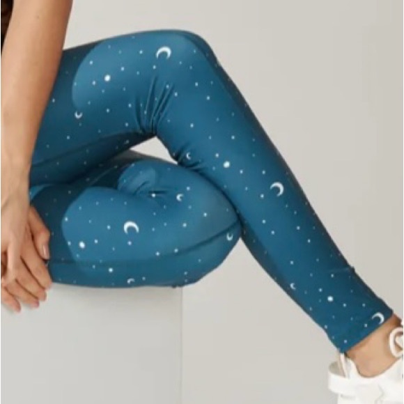 POPFLEX Pants - POPFLEX Mystical Moments Collection Moon and Stars Leggings - Size M/S